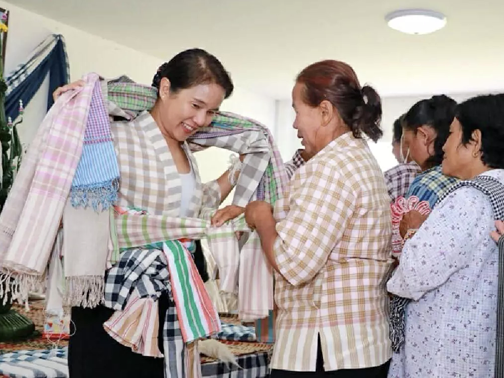 โครงการ &ldquo;ผ้าขาวม้าท้องถิ่นหัตถศิลป์ไทย&rdquo; เบื้องหลังหัวใจเศรษฐกิจฐานราก